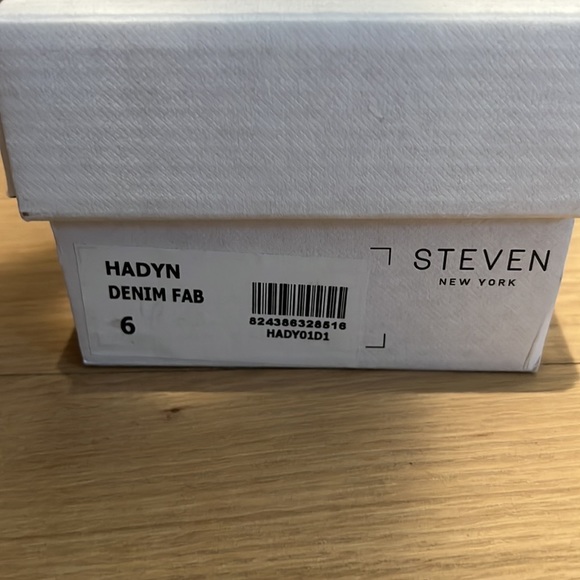 Never worn Steven Haydn Denim sandal - Picture 3 of 4